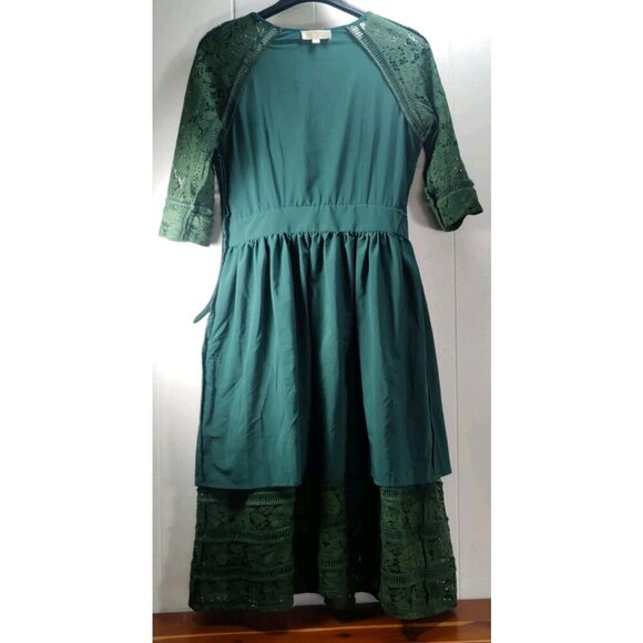 Metisu Dress Forest Green Ivy Lace Pattern Lined Overlay V-neck Size S - Picture 16 of 16